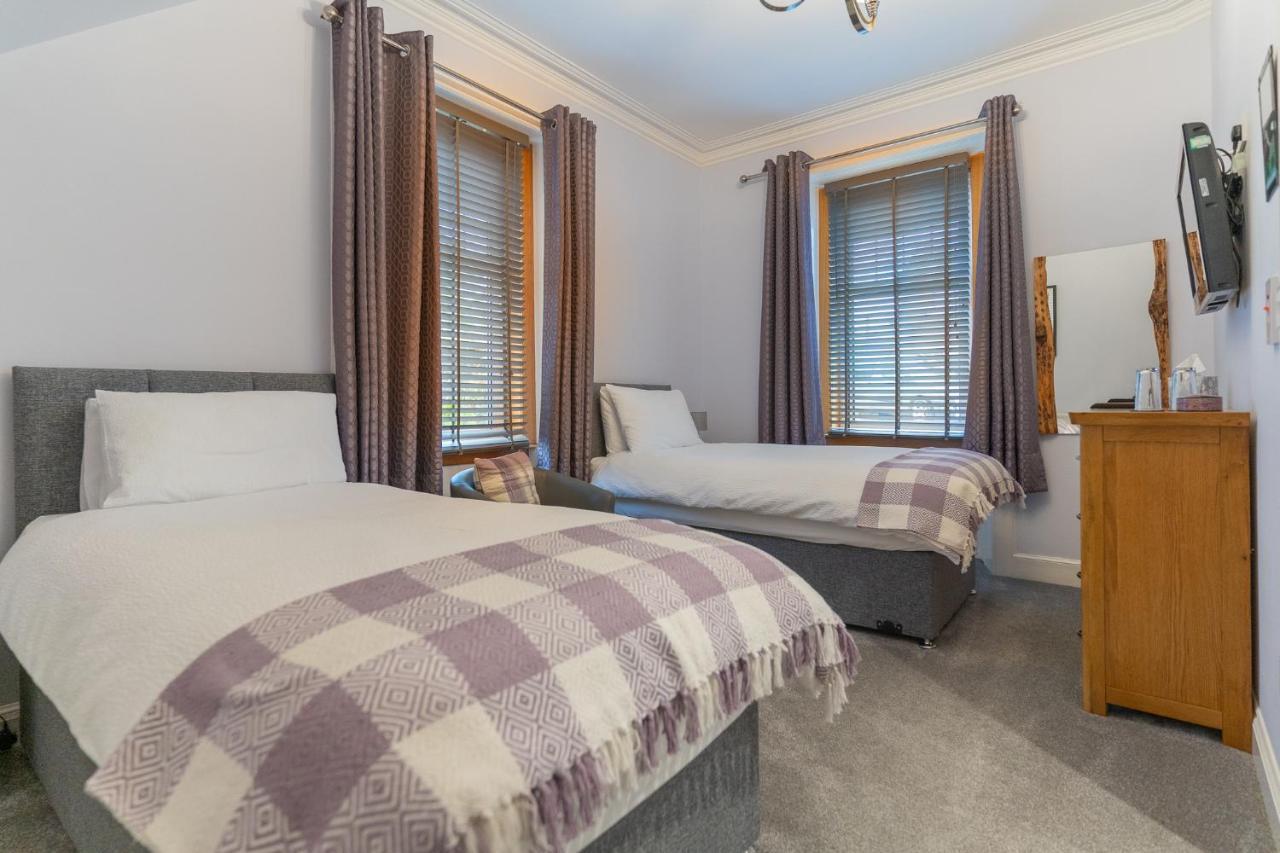 Firtree Bed And Breakfast At Galvelbeg House Crieff Exteriör bild