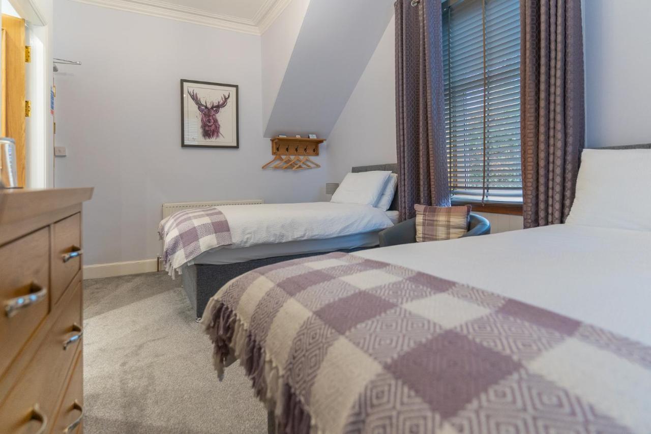 Firtree Bed And Breakfast At Galvelbeg House Crieff Exteriör bild