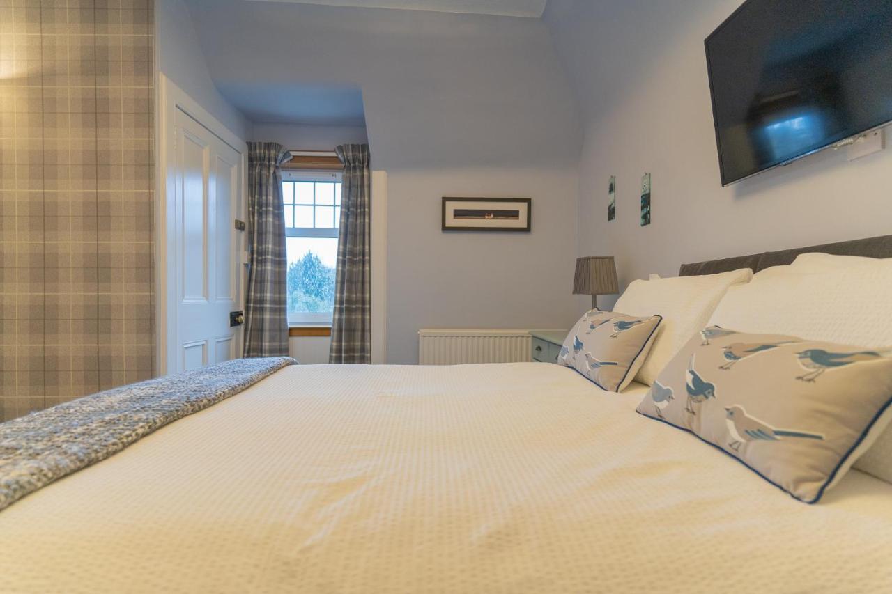 Firtree Bed And Breakfast At Galvelbeg House Crieff Exteriör bild